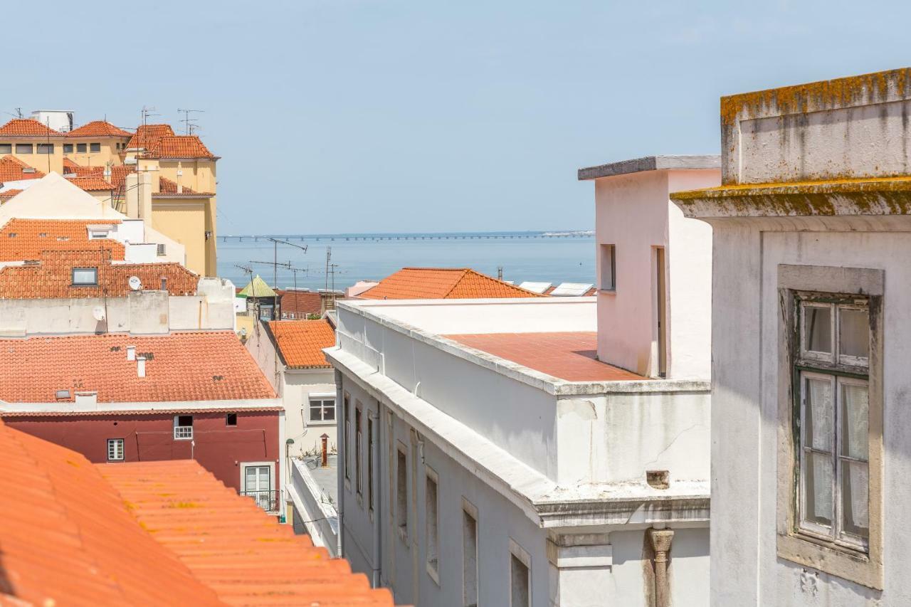 Bright & Spacious Alfama Apartment, By Timecooler Lisboa Εξωτερικό φωτογραφία
